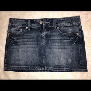 Jean mini skirt